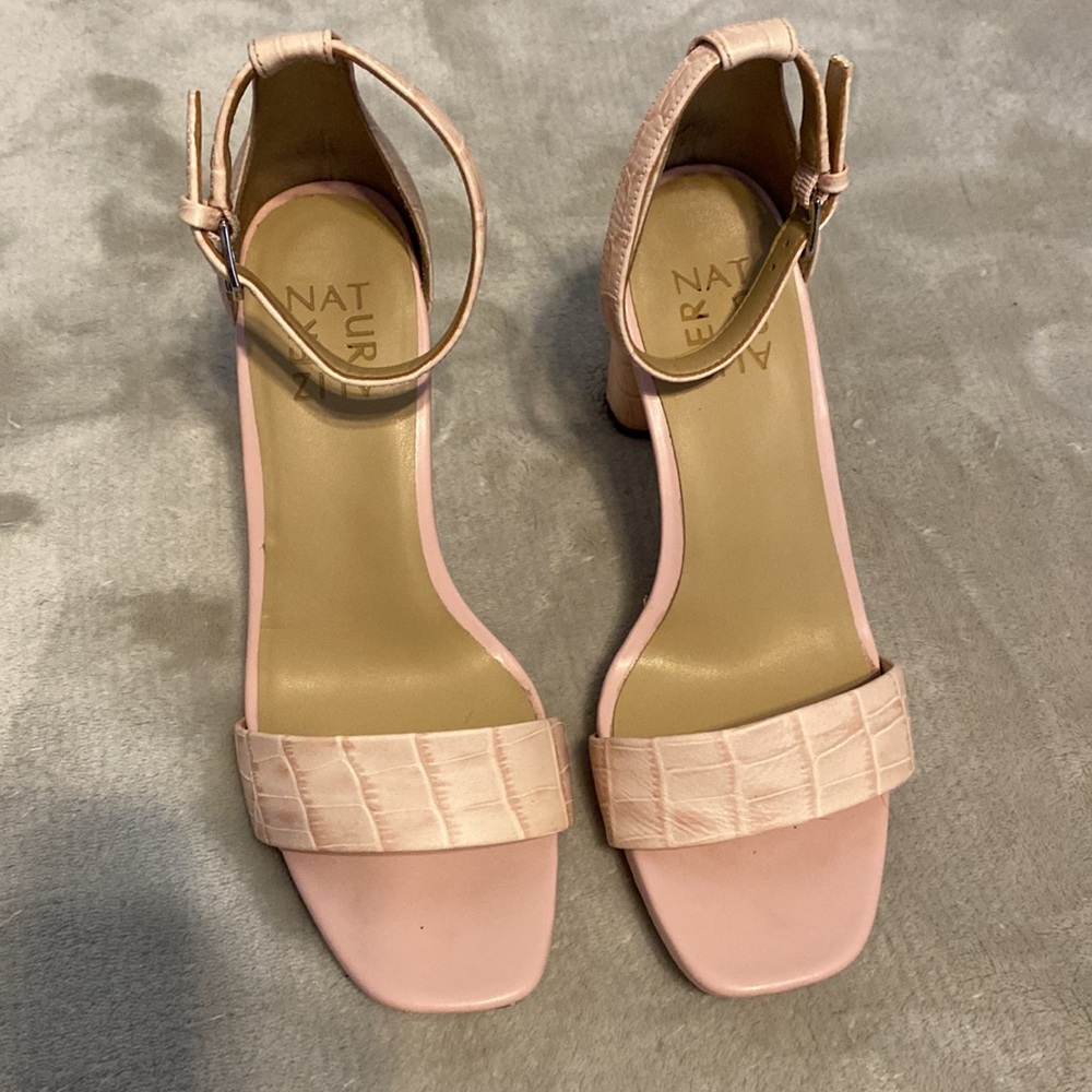 Naturalizer Joy heels - Picture 2 of 7